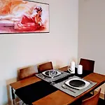 Wish Suite Gonzalo Bilbao De Sevilla
